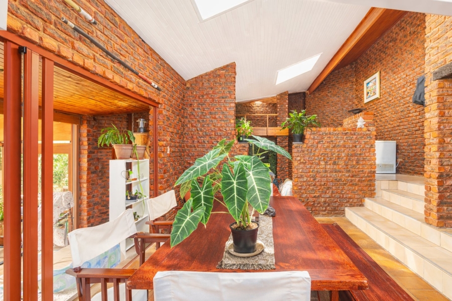 3 Bedroom Property for Sale in Meerhof North West